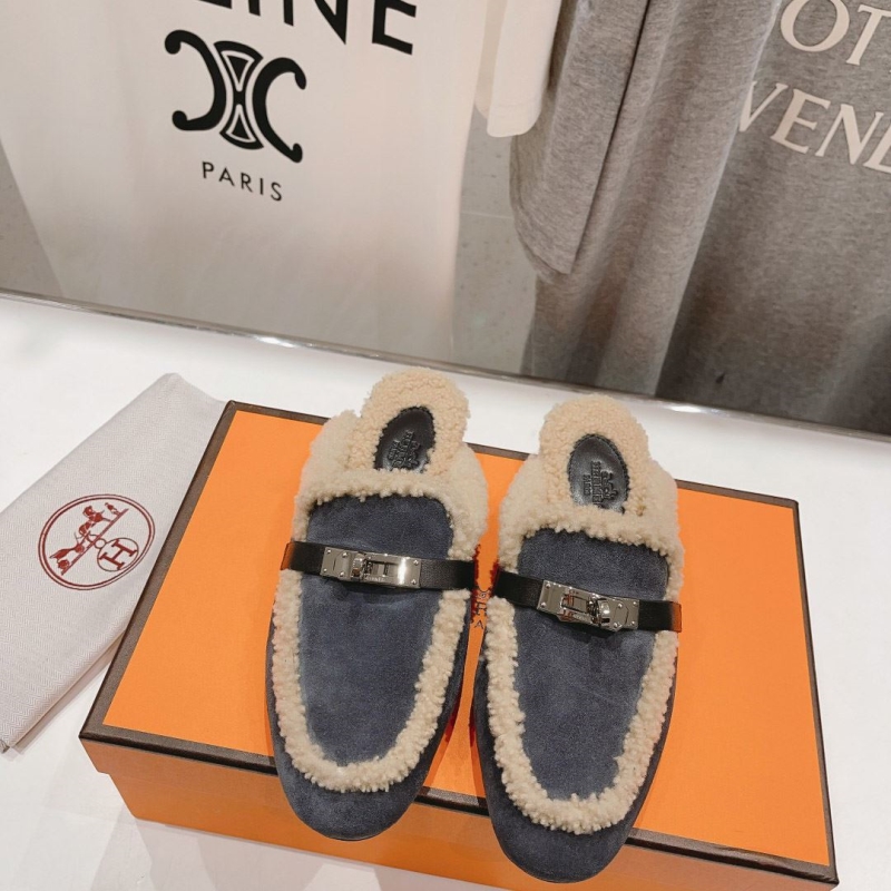 H**mes slippers